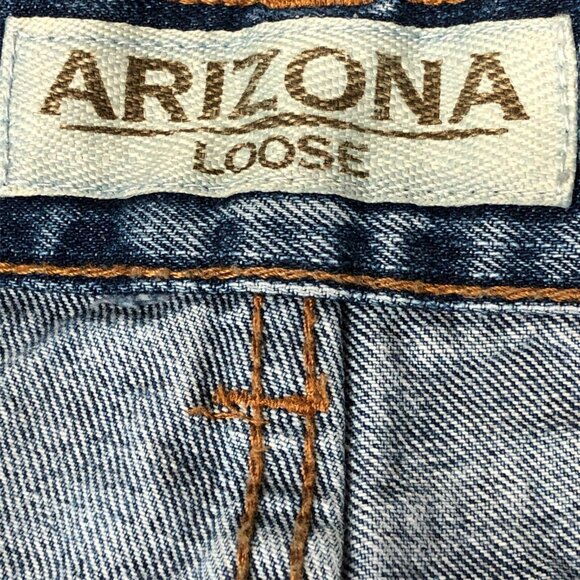 Arizona Jeans Boys 10 Regular Adjustable Waist Med Blue Wash Pockets Pants Loose - Picture 2 of 9